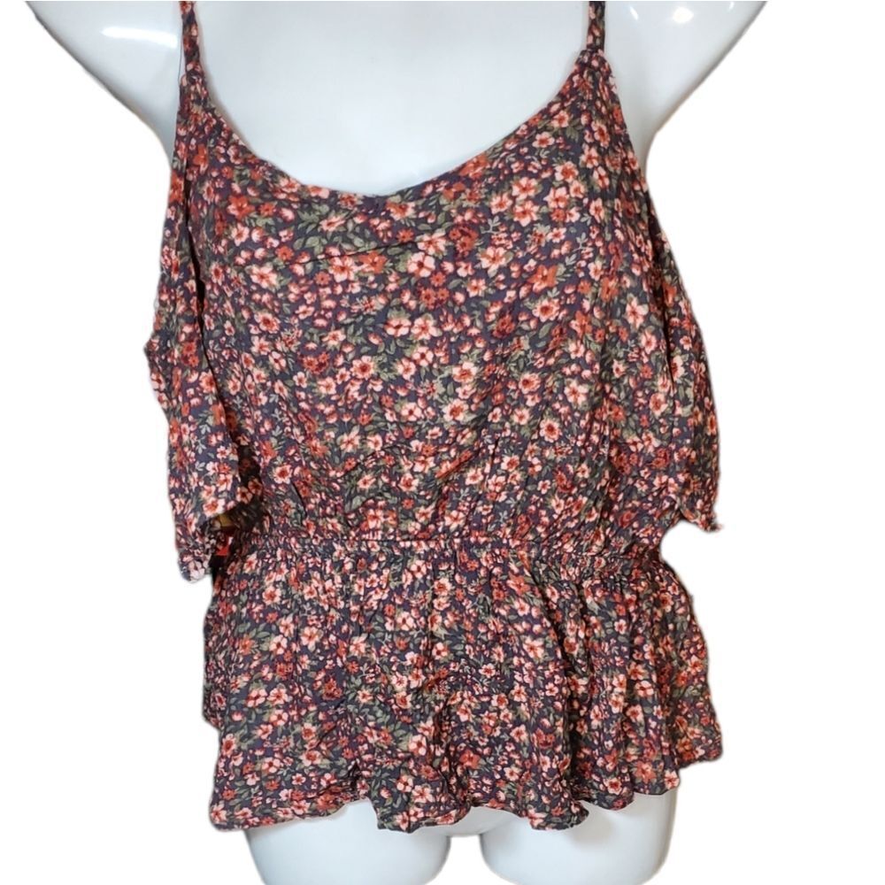 NEW HIPPIE ROSE floral cold shoulder M